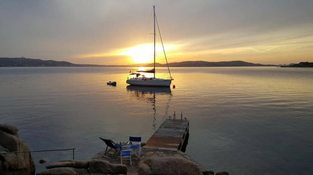 Sunset in San Teodoro: Exclusive cruise between sky and sea