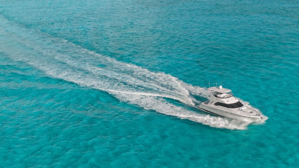 Rejs do Cancún na zamówienie: cały dzień magii na jachcie motorowym