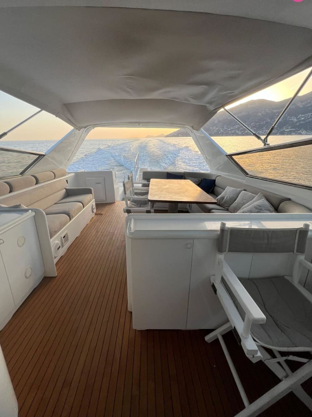 Capri & Hidden Gems Private Expedition