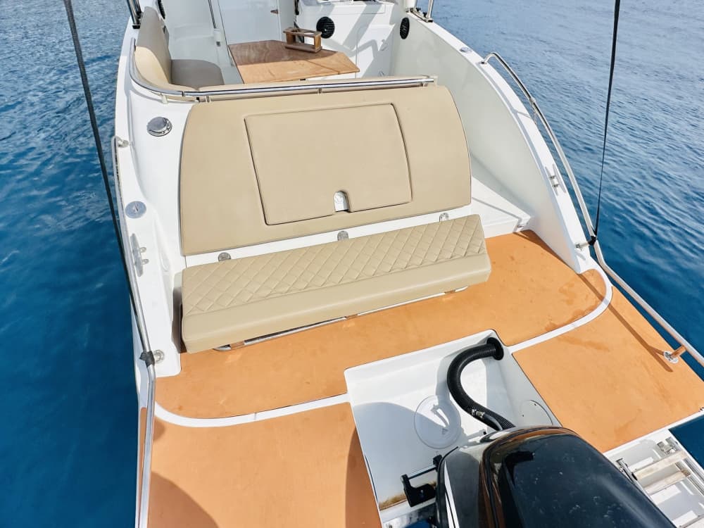 Sail for 3 hours among the wonders of Taormina