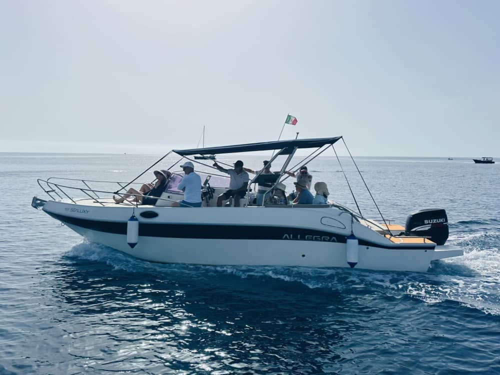 Sail for 3 hours among the wonders of Taormina