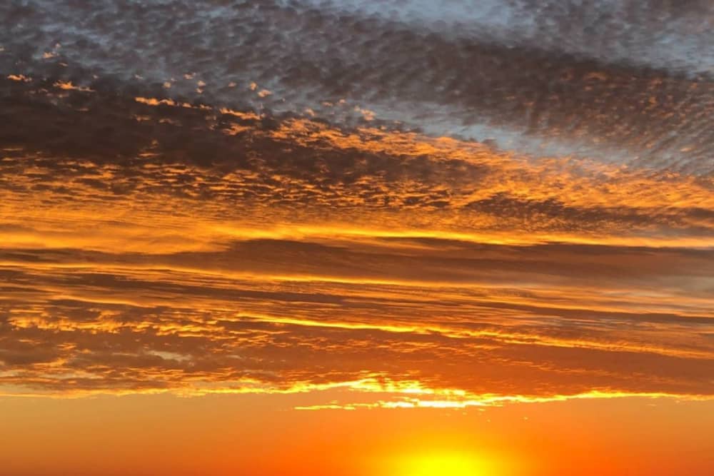 Coucher de soleil sur Poros : une croisière magique en soirée