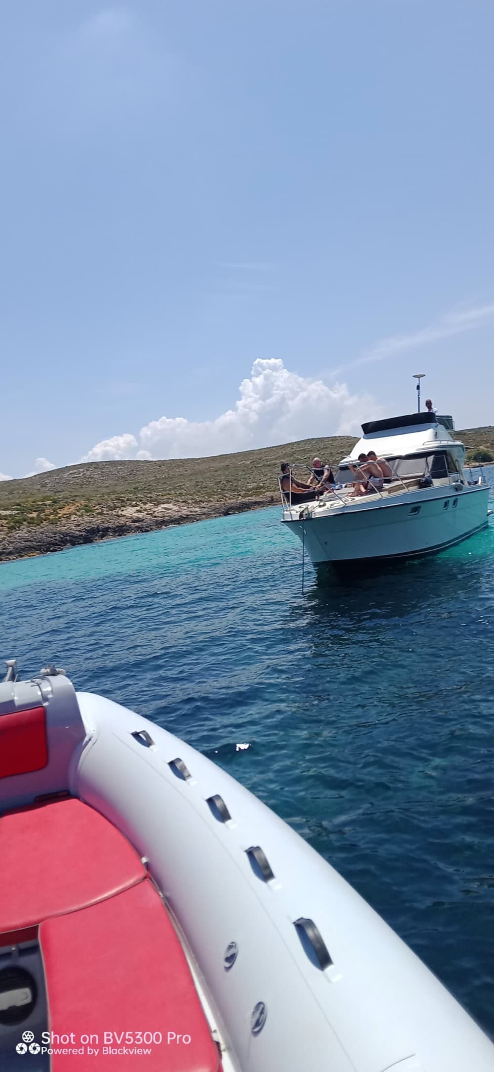 Discover Malta's shores: A complete day trip aboard a motorboat