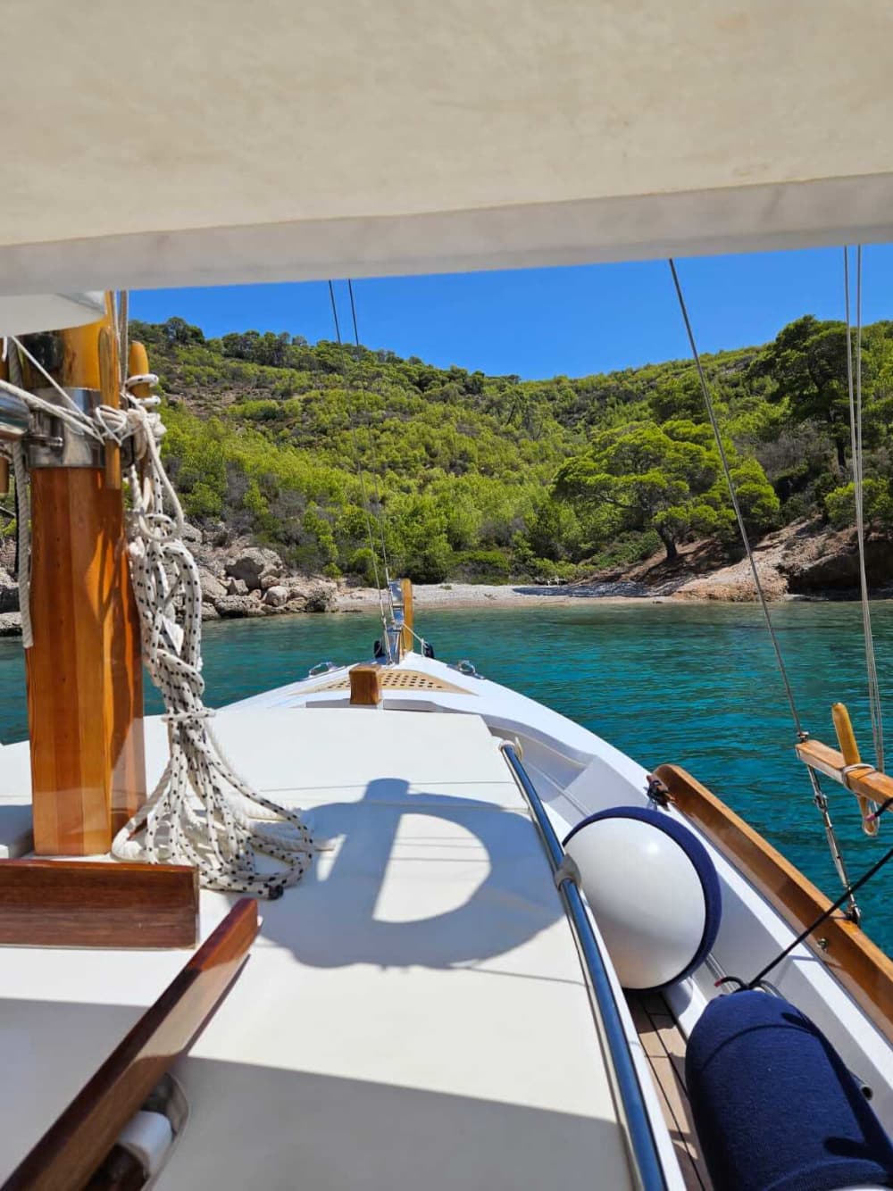 Découvrez Spetses lors d'une excursion en voilier d'une journée.