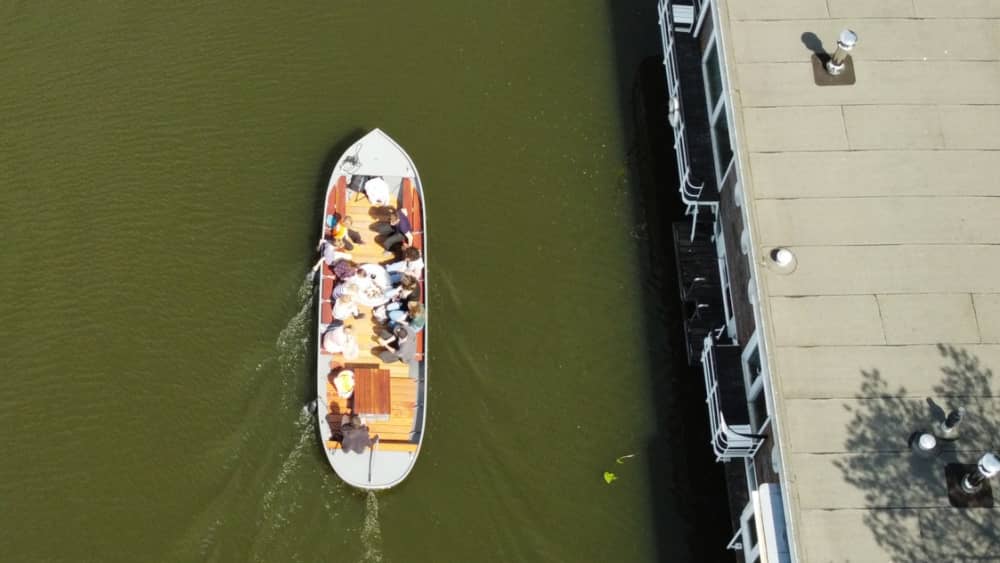 Upptäck Utrecht på en motorbåt i 5 timmar