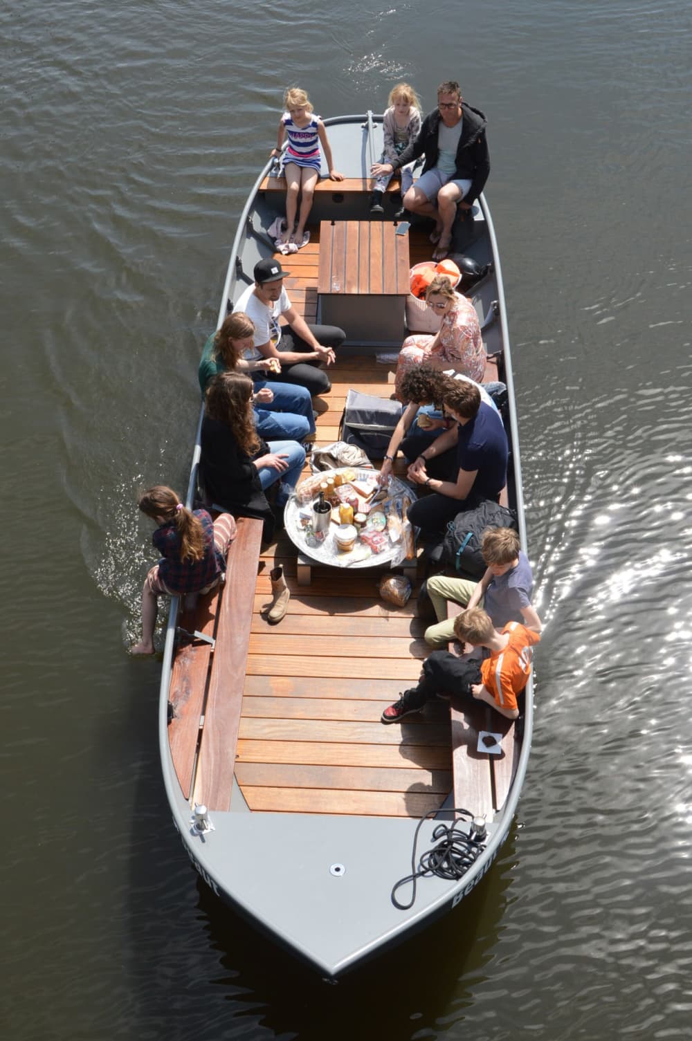 Upptäck Utrecht på en motorbåt i 5 timmar