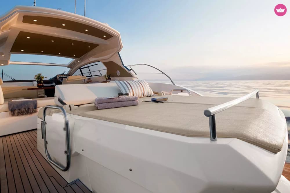 Privat båttur till Capri från Positano – Faraglioni, havsgrottor och simning