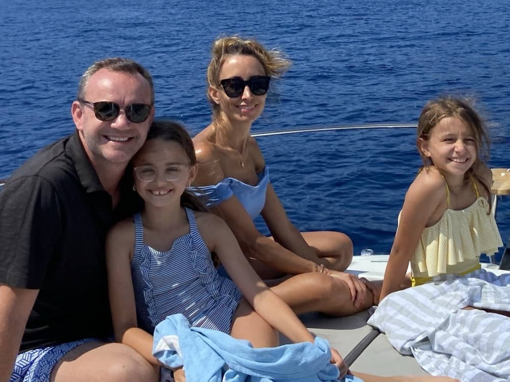 Privérondvaart rond Bocca di Magra op een motorboot