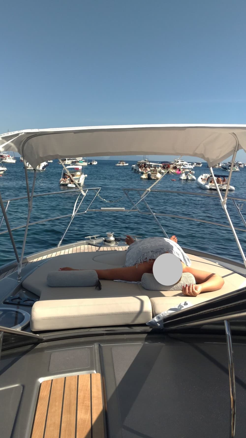 Das Beste von Neapel: Verbringen Sie einen ganzen Tag auf See mit einem Motorboot