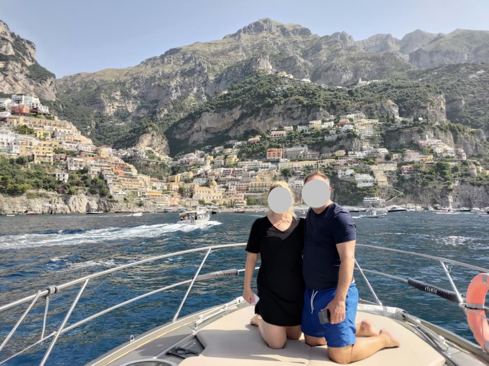 Das Beste von Neapel: Verbringen Sie einen ganzen Tag auf See mit einem Motorboot