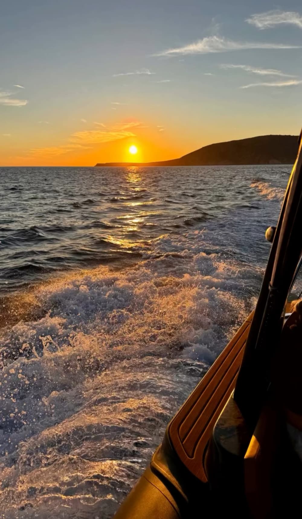 Louis Vuitton 12 m RIB – Mykonos Boat Charter & Private Daily Cruise