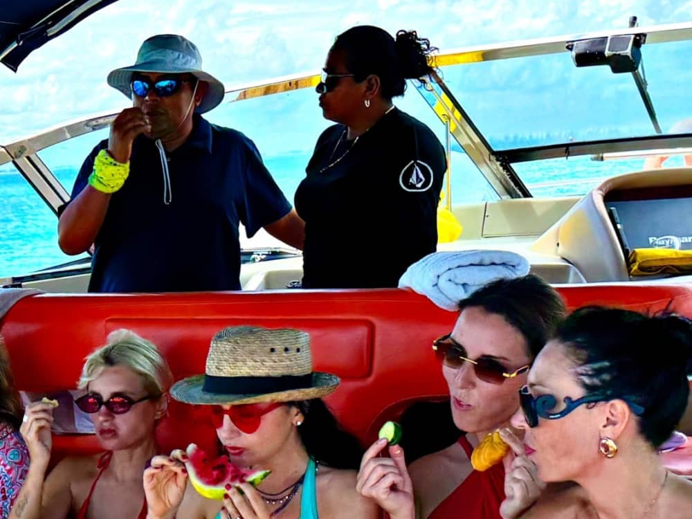 Location de yacht à moteur à la demi-journée à Cancún