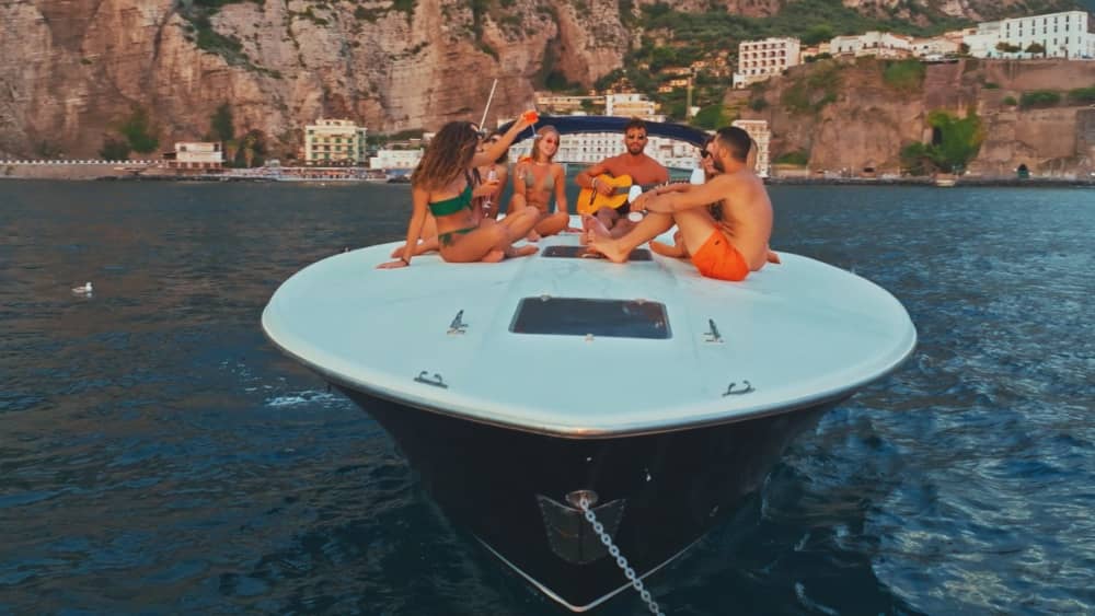 Sunset Aperitif Cruise from Capri – Island Elegance on Tiffany