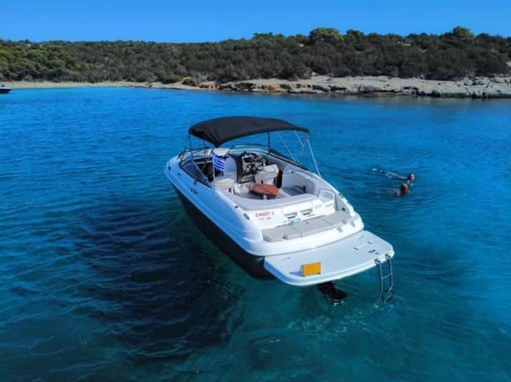 Découvrez Spetses en bateau à moteur pendant 6 heures