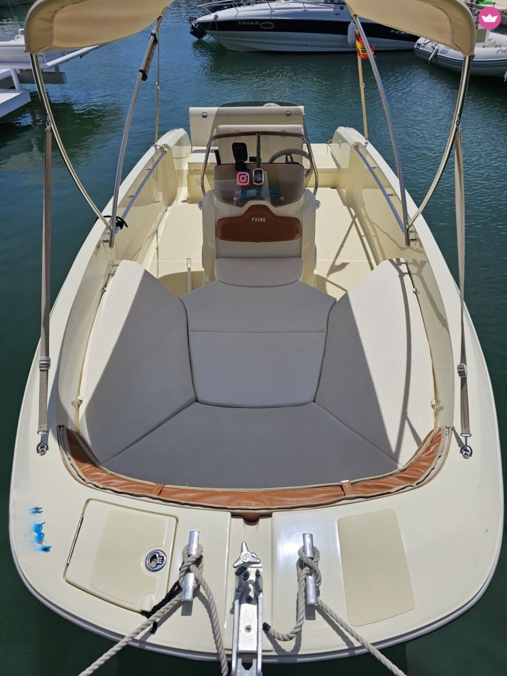 Morze, słońce i zabawa – rejs statkiem z Denia do Jávea