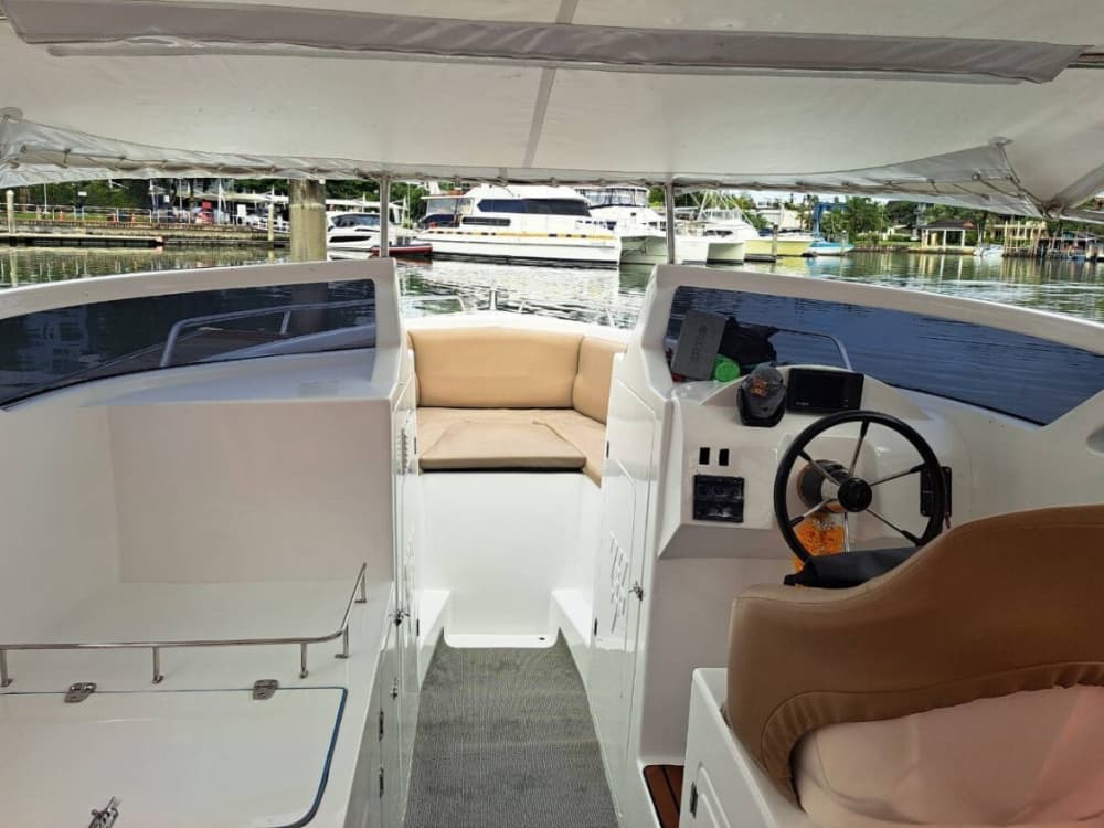 Ontdek Phuket tijdens een dagtocht op een motorboot.