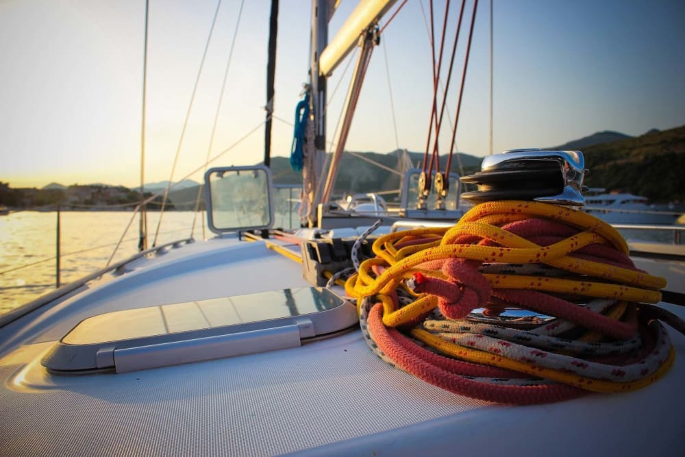 Spend a 8h sailing around Dubrovnik on a sailboat