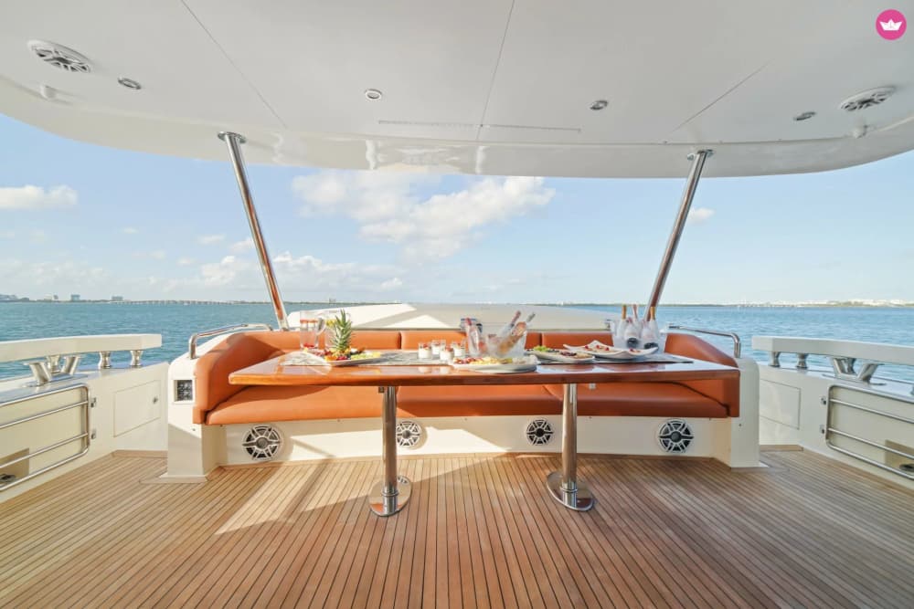 Cancun Bay and Isla Mujeres in a Day