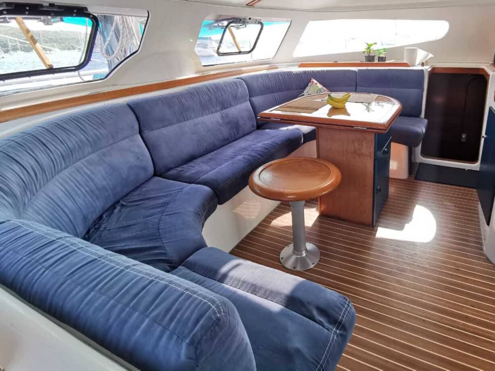 Een dagvullende zeiltocht op een catamaran in La Rochelle