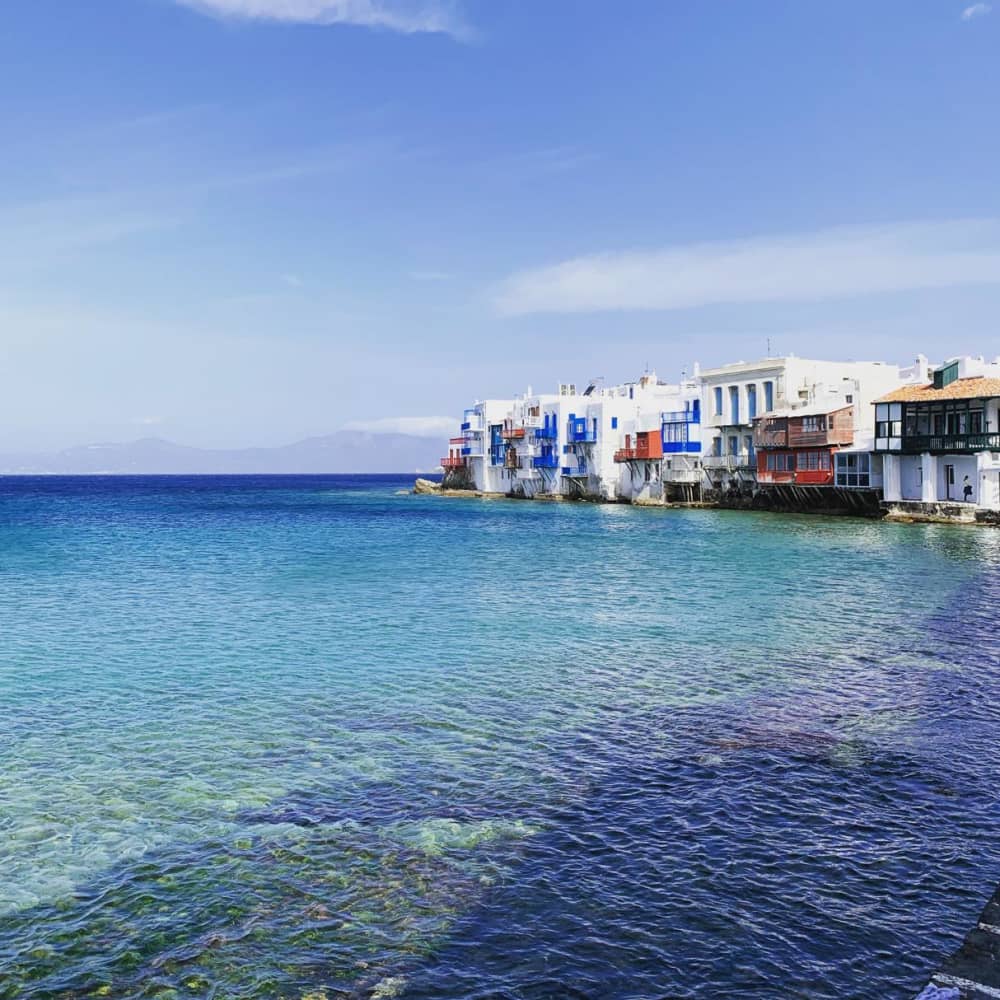 Ultimate Comfort Cruise : 8-hours Motor Yacht Experience