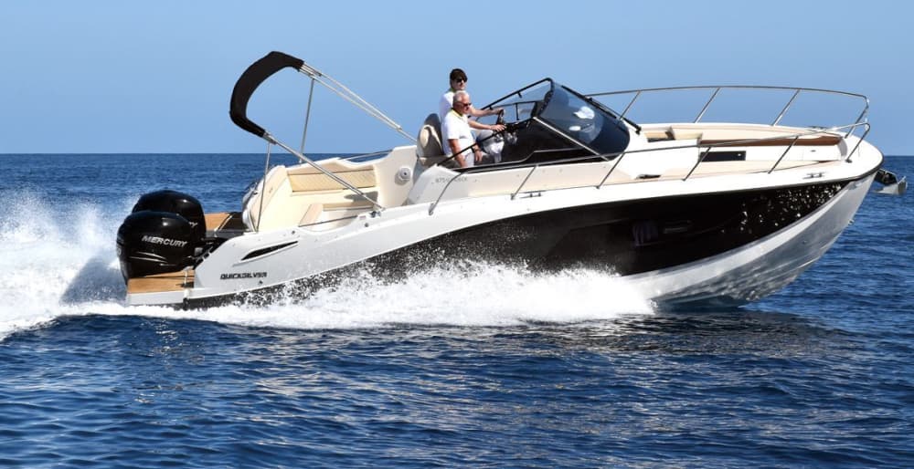 Njut av solen på en 9 timmar lång båttur i Poreč