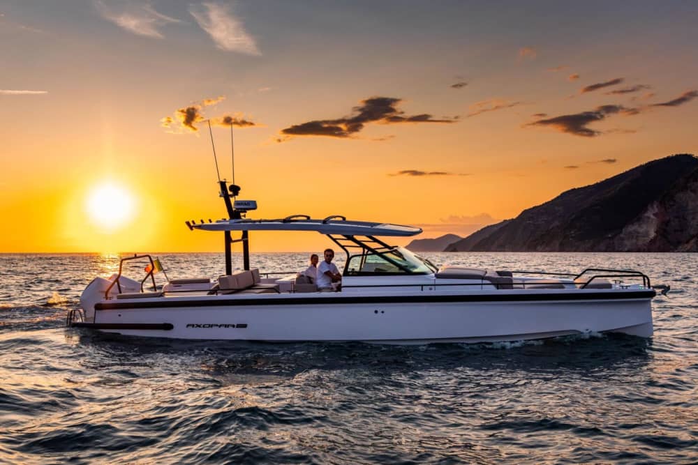 Сифнос и Деспотико | Экскурсия на частной яхте (на целый день)