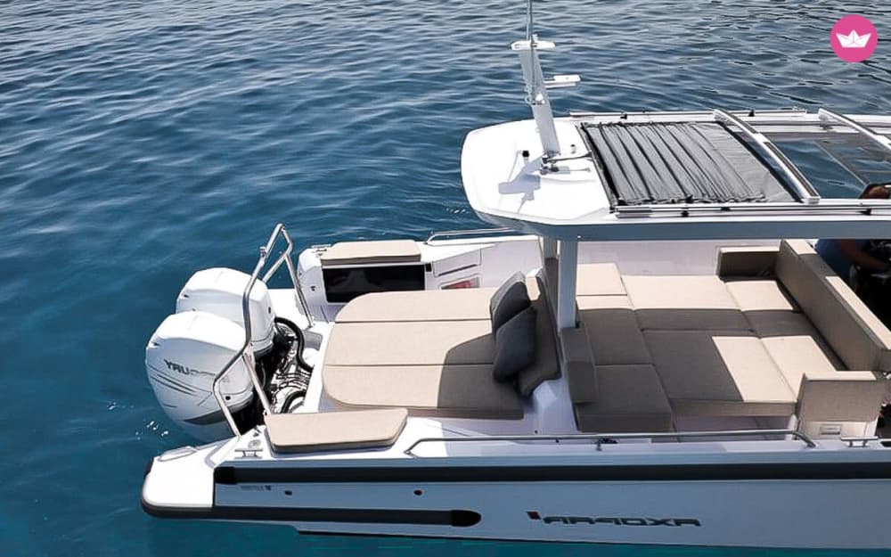 Сифнос и Деспотико | Экскурсия на частной яхте (на целый день)