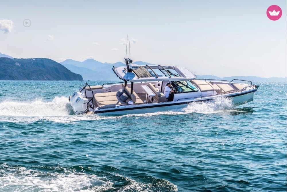 Сифнос и Деспотико | Экскурсия на частной яхте (на целый день)