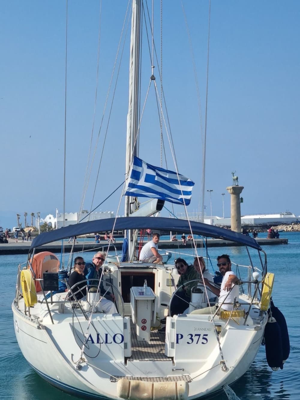 Sails, Sun & Sea: A 3-Hour Getaway