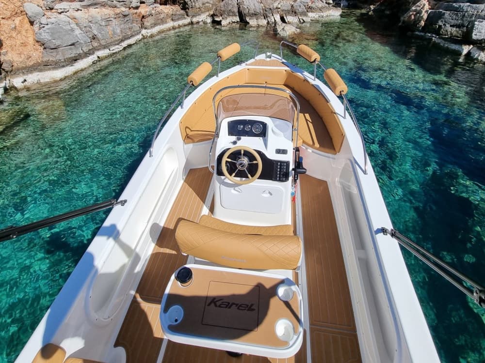 Fuga al tramonto ad Agios Nikolaos