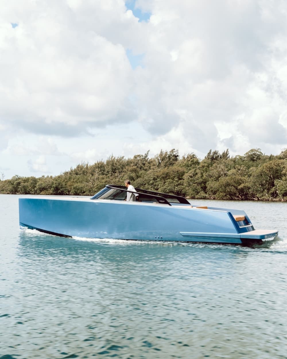 Ein Tag in Salò auf einem Motorboot