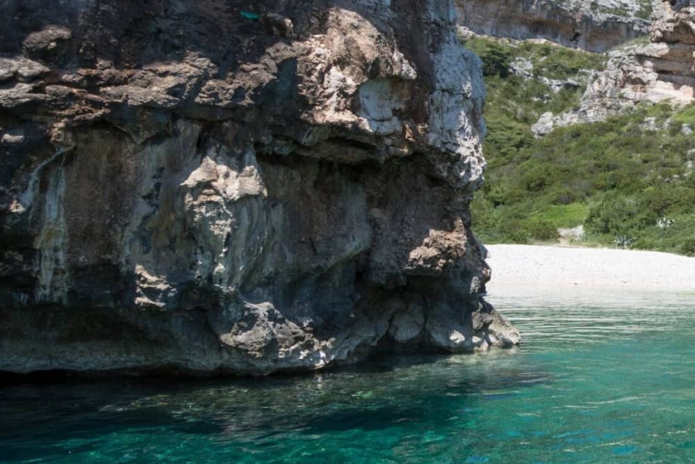 Excursion en hors-bord | Grotte bleue, Hvar et Vis au départ de Trogir