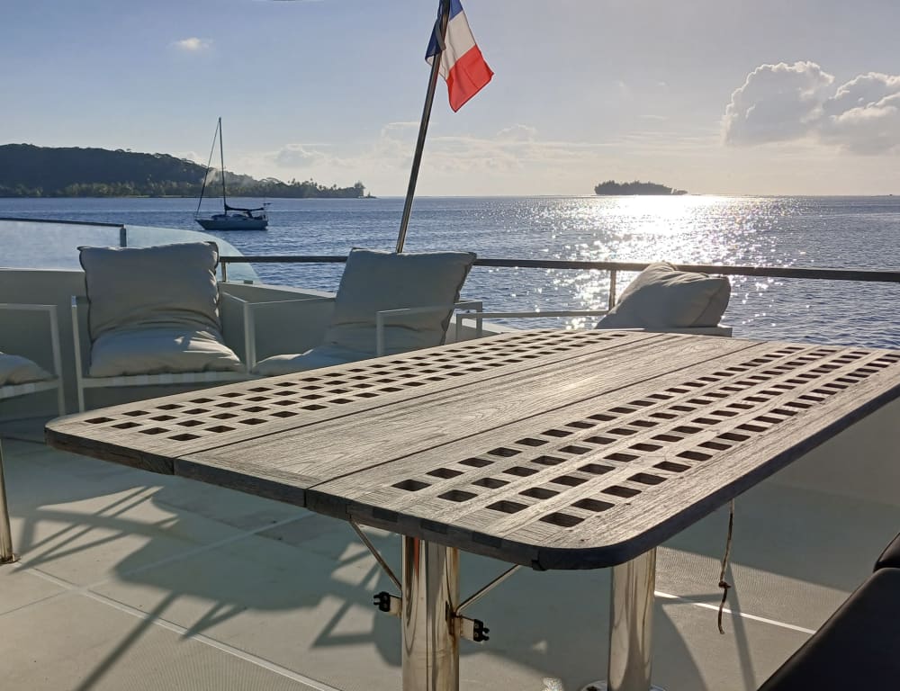 ОТДЫХ НА ЧАСТНОЙ ЯХТЕ