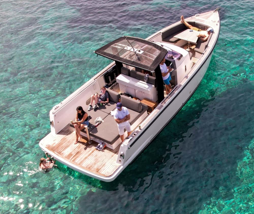 Privat rundtur: BLÅ GROTTA OCH VISÖN FRÅN HVAR