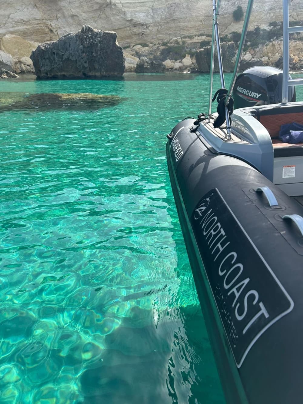 Experiência de barco particular de meio dia saindo da Baía de St. Paul – Descubra Comino do seu jeito