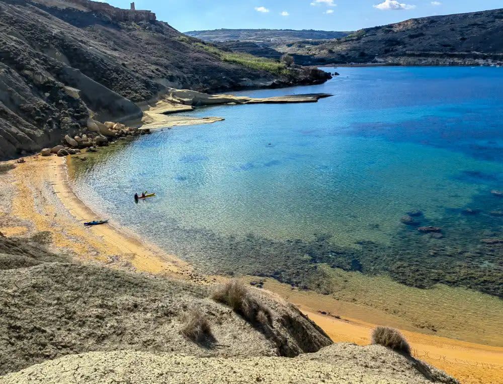 Experiência de barco particular de meio dia saindo da Baía de St. Paul – Descubra Comino do seu jeito