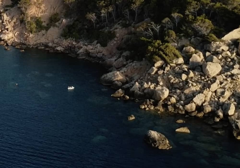 Full-day sailing experience along the west coast of Mallorca! Check out all our experiences :)