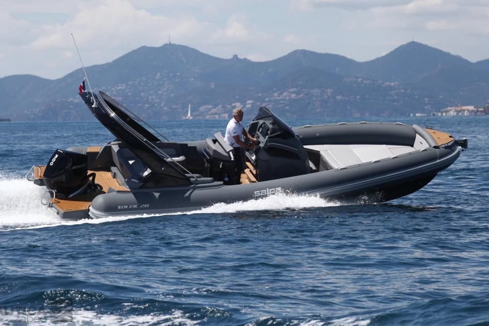 Chase the Wild Side of Costa Brava: Coves, Speed & Sun-Filled Moments