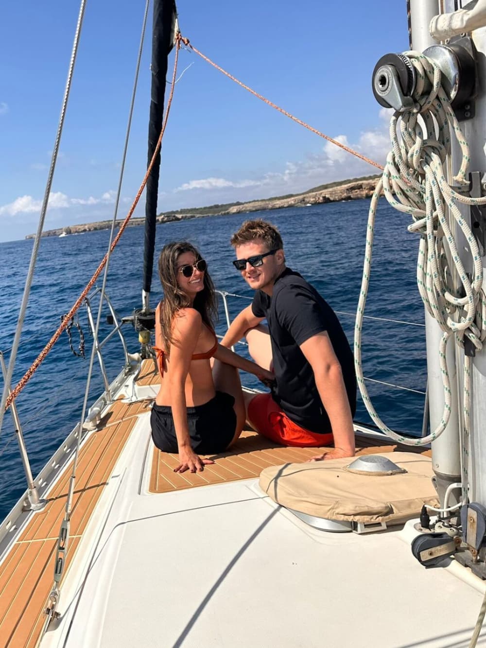 8-hour sailing adventure through the most beautiful coves of Mallorca!