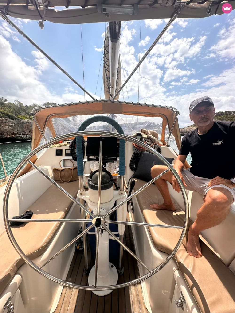 8-hour sailing adventure through the most beautiful coves of Mallorca!