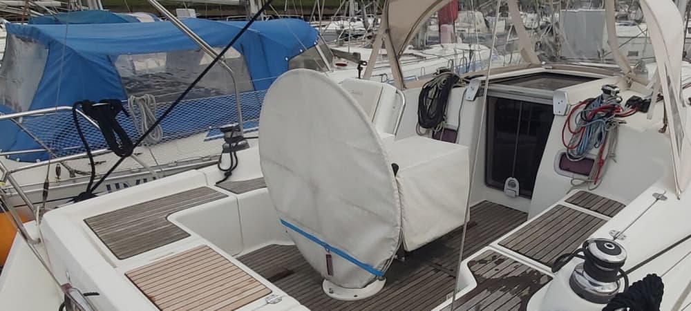 Relájate en Nieuwpoort-Bad: 8 horas de sol en un velero.