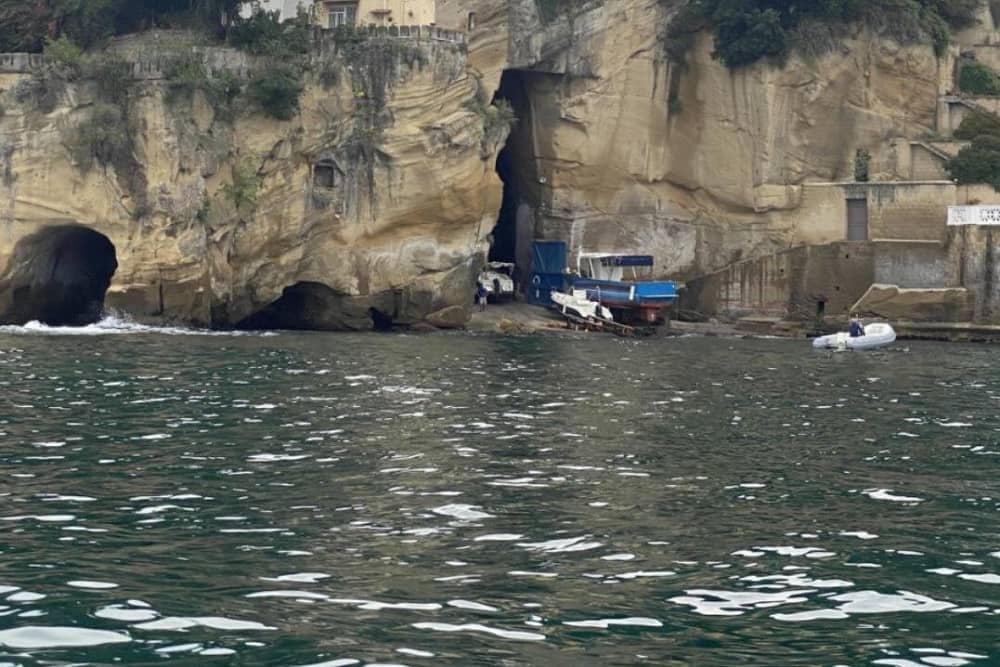 Ischia Coast Experience – Bootstour zwischen Geschichte und Wellness