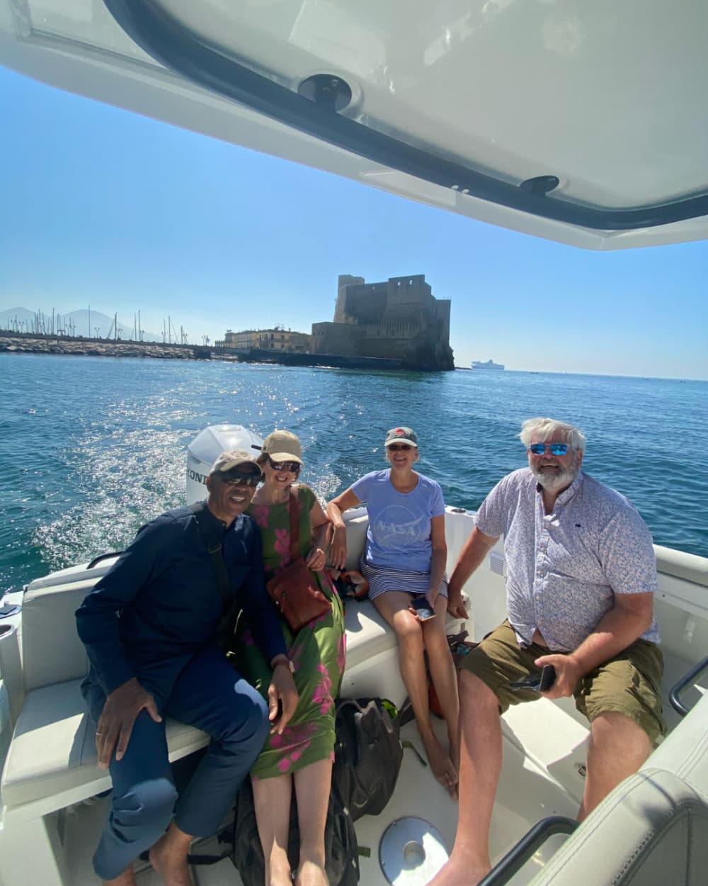 Ischia Coast Experience – Bootstour zwischen Geschichte und Wellness