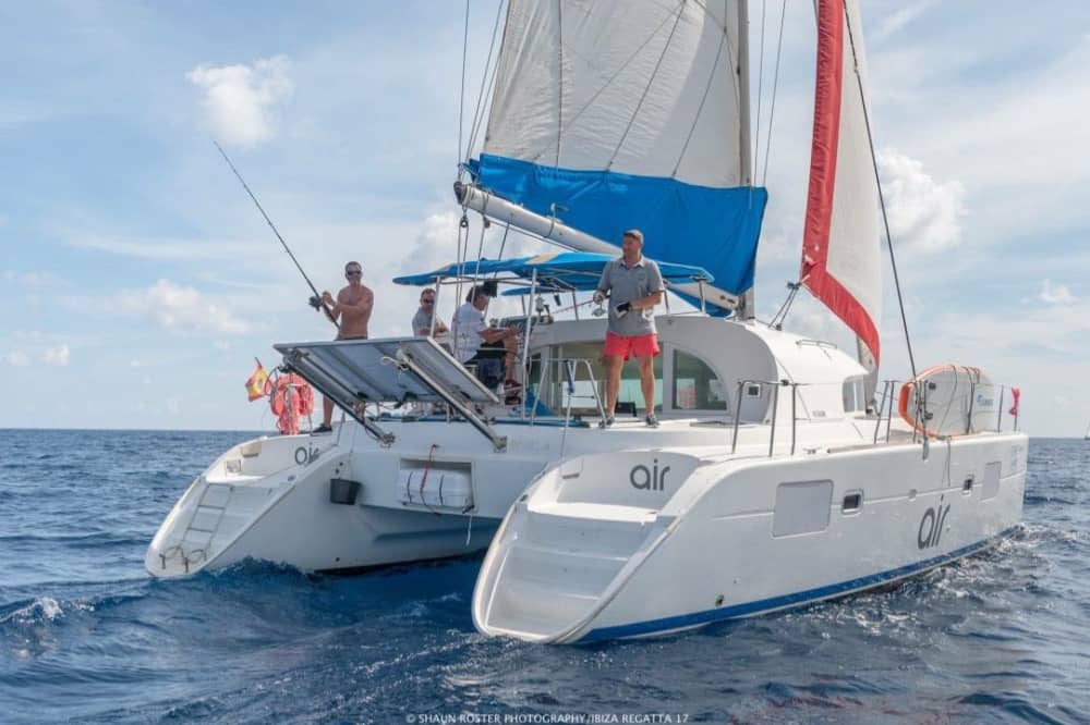 A private catamaran to go to Formentera