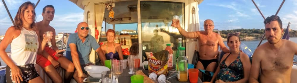 Détente au Brusc : 7h30 de soleil sur un bateau à moteur