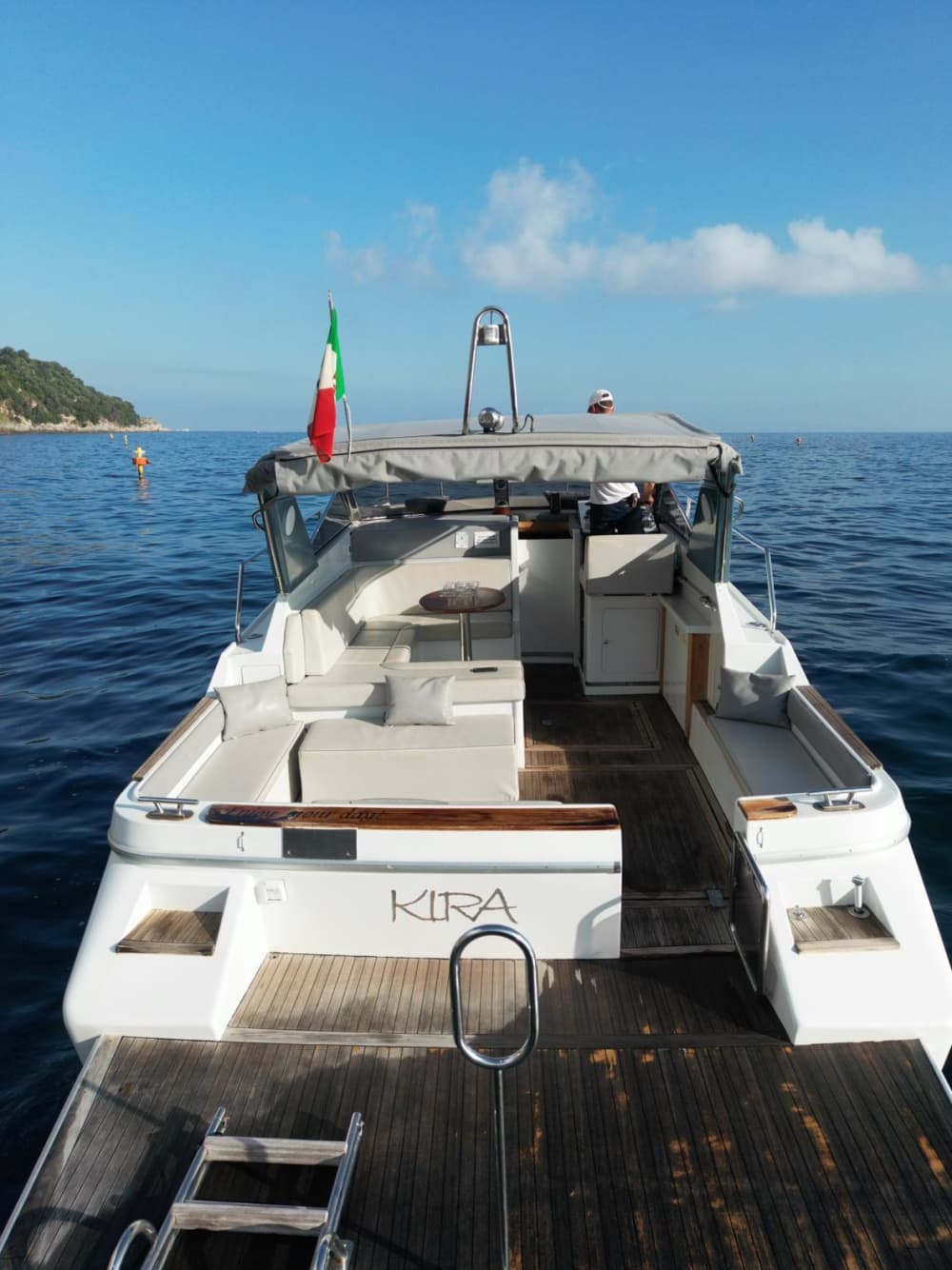 Sailing between Positano, Amalfi and Iconic Sceneries