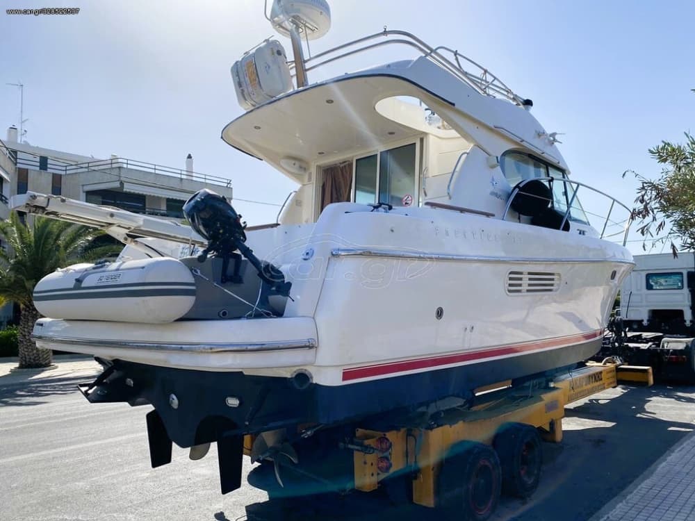 Naviguer avec les dieux : une journée à la découverte d'Égine en bateau à moteur