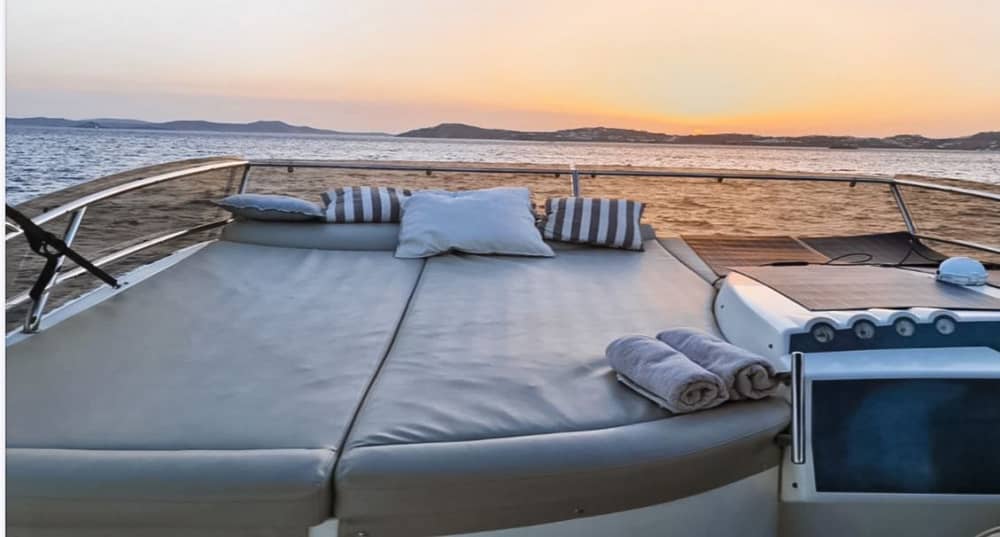 Luxury Escape around Mykonos: Delos and Rhoneia by Private Yacht