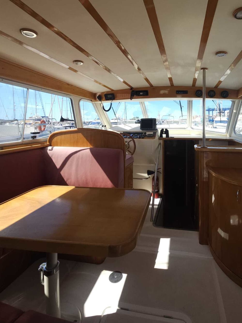 Spend 4h30 on the water in Fuengirola with sun and clear waters