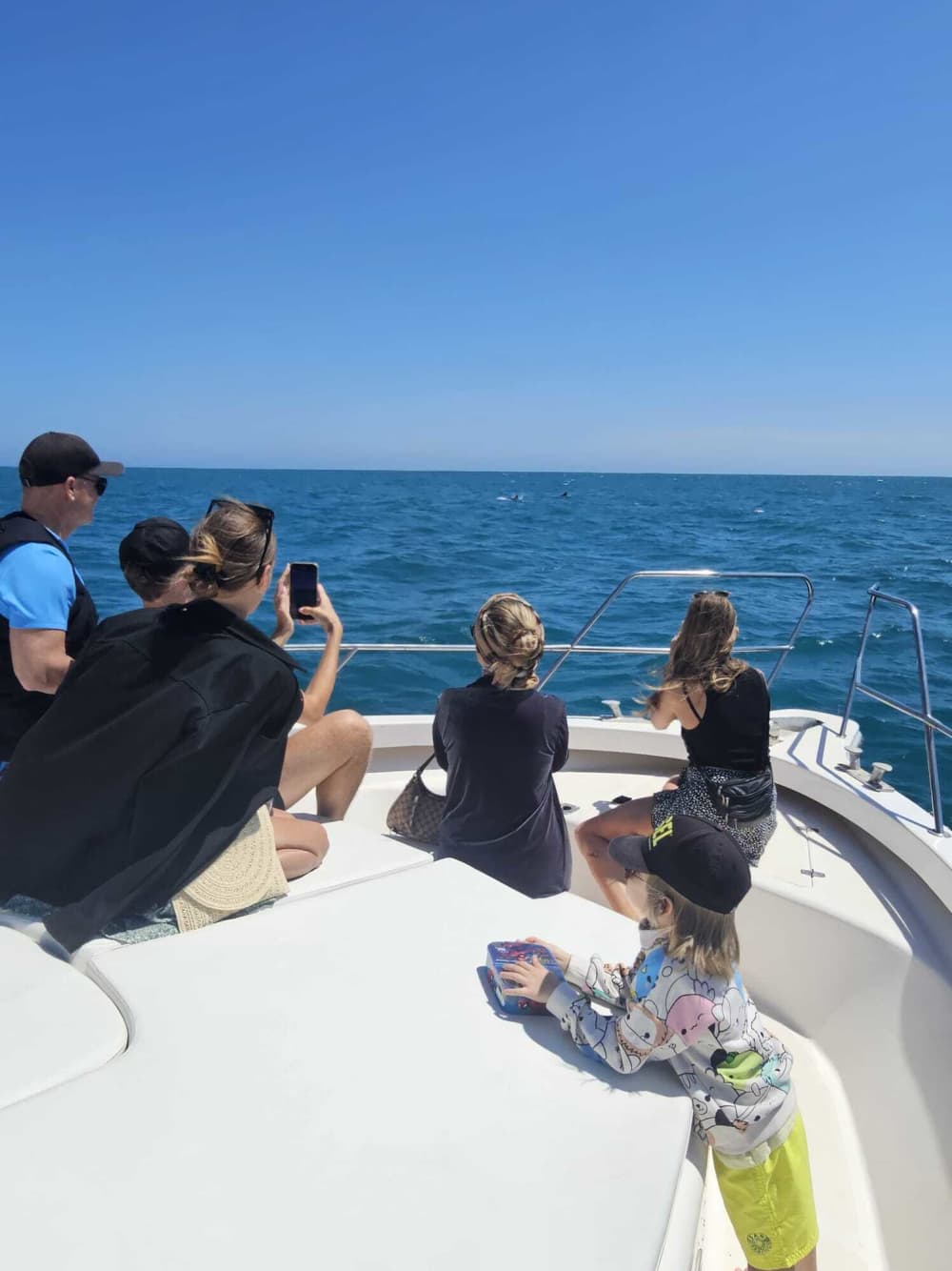 Spend 4h30 on the water in Fuengirola with sun and clear waters